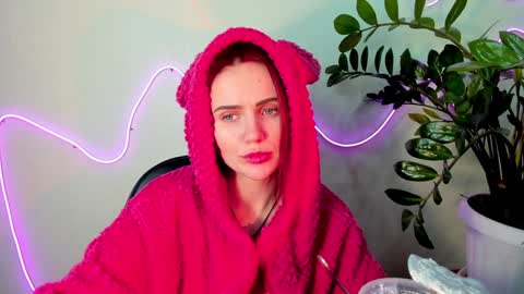 Snapshot of nicky_weekends chatting on 12/16/24, 05:11 Nicky Weekends online show from 12/16/24, 05:11