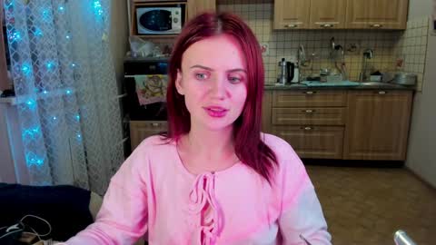 Snapshot of nicky_weekends chatting on 12/22/24, 06:04 Nicky Weekends online show from 12/22/24, 06:04