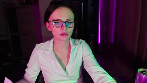 Snapshot of nicky_weekends chatting on 01/23/25, 01:30 Nicky Weekends online show from 01/23/25, 01:30