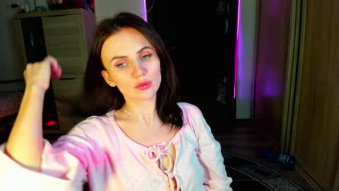 Snapshot of nicky_weekends chatting on 02/05/25, 03:20 Nicky Weekends online show from 02/05/25, 03:20