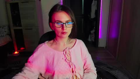 Snapshot of nicky_weekends chatting on 02/14/25, 08:59 Nicky Weekends online show from 02/14/25, 08:59