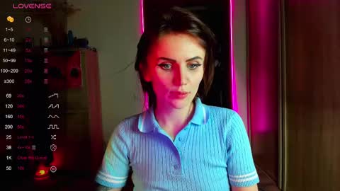 Snapshot of nicky_weekends chatting on 03/01/25, 03:43 Nicky Weekends online show from 03/01/25, 03:43