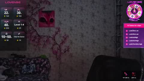 Snapshot of nicky_weekends chatting on 11/30/25, 10:03 Nicky Weekends online show from 11/30/25, 10:03