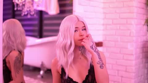 Nicky online show from 02/28/26, 07:15