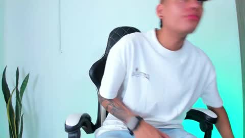 Nicky  online show from 09/14/25, 05:01
