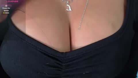 Nicolle online show from 01/14/26, 01:33