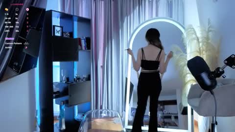 Nicky online show from 09/09/25, 06:07