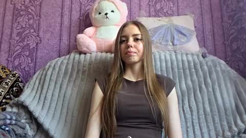 Emily online show from 05/25/26, 06:19