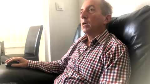 Nico online show from 11/06/25, 10:16