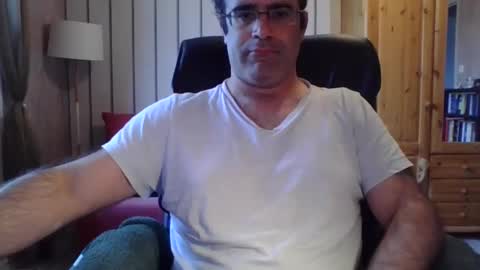 nico82_fr online show from 04/18/26, 07:01