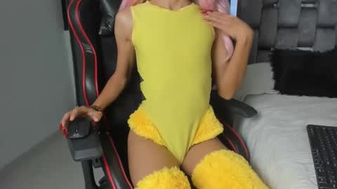 Snapshot of nico_bunny1 chatting on 12/07/24, 04:09 Nicols online show from 12/07/24, 04:09