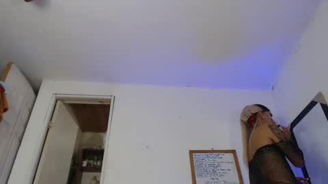 sammy hoot online show from 02/11/25, 05:37