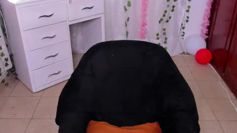 Nico online show from 12/05/24, 02:31