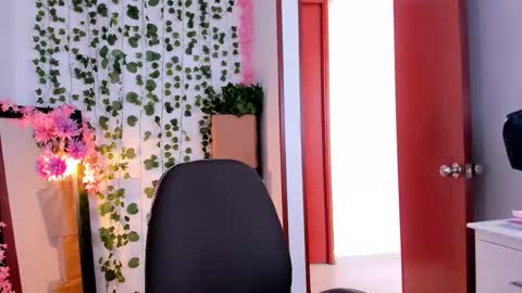 Nico online show from 09/25/25, 08:12