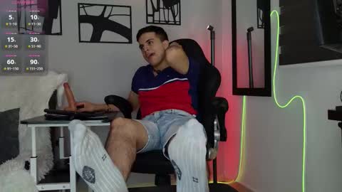 Snapshot of nico_pelusa chatting on 02/17/26, 10:16 Nico online show from 02/17/26, 10:16