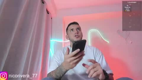 Nicolas online show from 01/11/26, 07:02