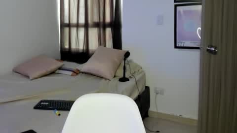 nicol online show from 11/27/25, 11:56