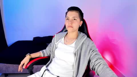 NICO online show from 10/10/25, 02:21