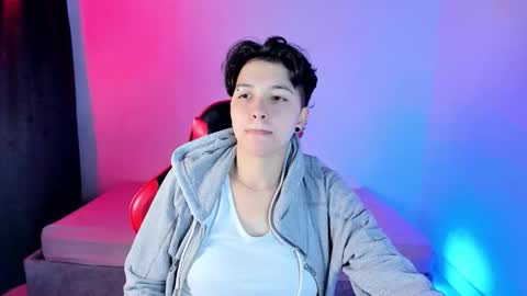 NICO online show from 10/28/25, 02:04