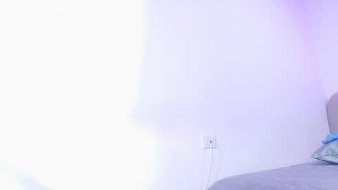 Snapshot of nicol_ferrer chatting on 02/06/26, 03:11 Nicol online show from 02/06/26, 03:11