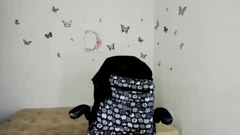 Nicol online show from 01/17/25, 02:08