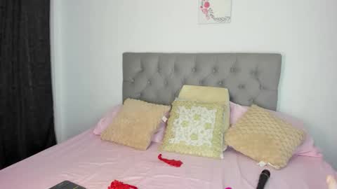 Nicol online show from 09/30/25, 01:10