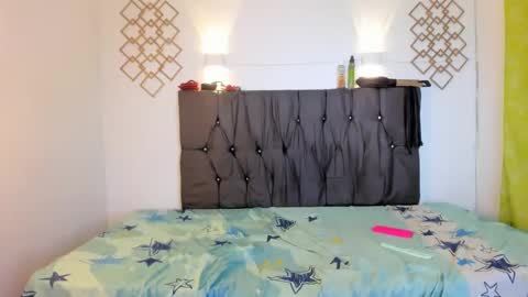 Nicol online show from 02/22/25, 05:12