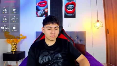 nicolas_james_sc online show from 11/05/25, 01:55