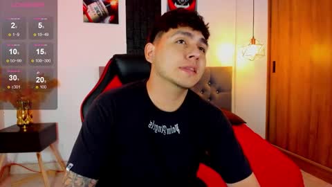 nicolas_james_sc online show from 12/15/25, 01:37