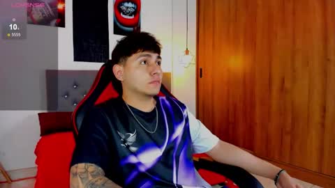 nicolas_james_sc online show from 12/19/25, 01:51