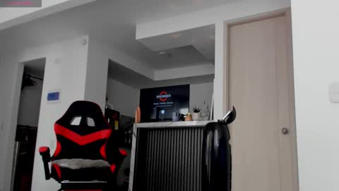 Snapshot of nicolas_montoya chatting on 11/11/25, 09:26 nicolas_montoya online show from 11/11/25, 09:26