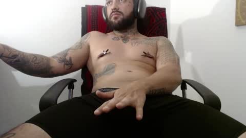 nicolas online show from 02/11/25, 06:08