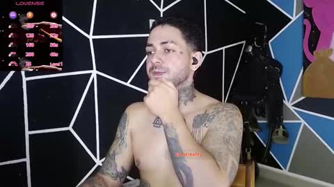 nicolas online show from 10/23/25, 04:01