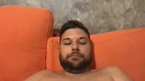 Snapshot of nicolasexy98 chatting on 10/25/25, 10:04 nicolasexy98 online show from 10/25/25, 10:04