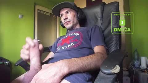 L. Nicolas online show from 10/01/25, 05:35