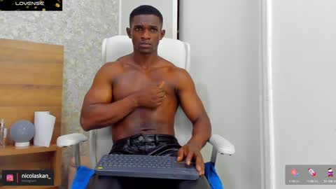 Nicolas online show from 12/07/24, 04:58