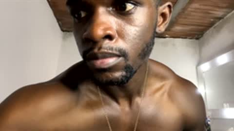 Nicolas online show from 11/27/25, 02:41