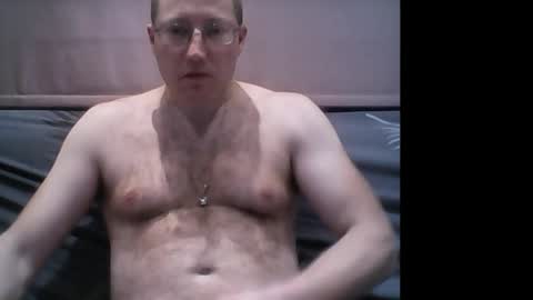 Snapshot of nicolaslapin87 chatting on 11/26/25, 07:15 nicolaslapin87 online show from 11/26/25, 07:15