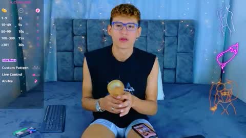 nicolastorres__ online show from 05/19/26, 04:19