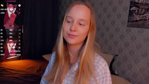 Snapshot of nicolavanderbie chatting on 09/30/25, 05:29 Nicoletta online show from 09/30/25, 05:29