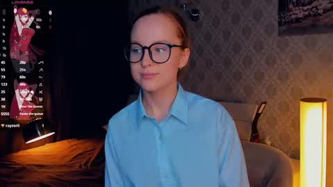 Snapshot of nicolavanderbie chatting on 10/04/25, 05:22 Nicoletta online show from 10/04/25, 05:22