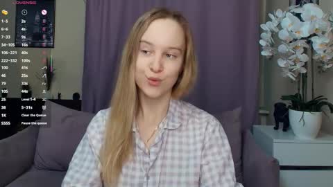 Nicoletta online show from 03/01/26, 06:54