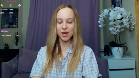 Nicoletta online show from 04/01/26, 06:49