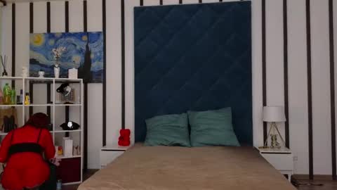 Lily  dont forget to thumbs up me online show from 02/18/25, 09:32