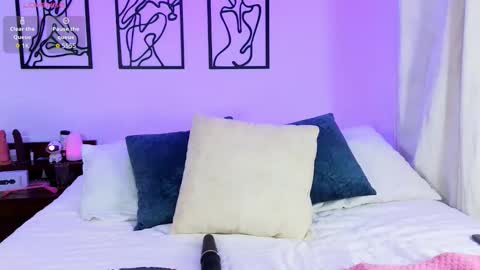 Nicole And Deam online show from 02/13/26, 11:45