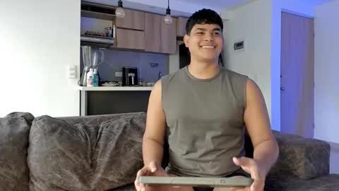 nicole_and_thiago1 online show from 01/07/26, 01:57