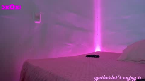 Nicole Randall online show from 01/04/25, 08:59