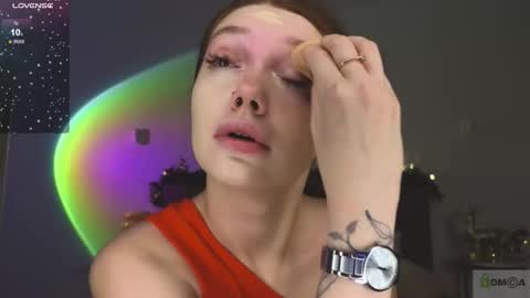 Nicole online show from 12/18/25, 08:59