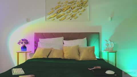 Nicole online show from 04/04/26, 09:12