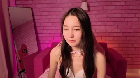 Nicole online show from 05/15/26, 11:45
